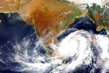 வங்காள விரிகுடாவில் கொந்தளிப்பான நிலை ; வளிமண்டலவியல் திணைக்களம் சிவப்பு எச்சரிக்கை