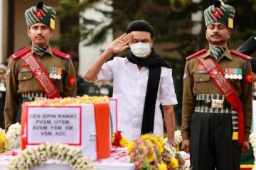 சூலூர் விமானப்படை தளத்தில் இருந்து 13 பேரின் உடல்களுடன் டெல்லி  புறப்பட்டது விமானப்படை விமானம்