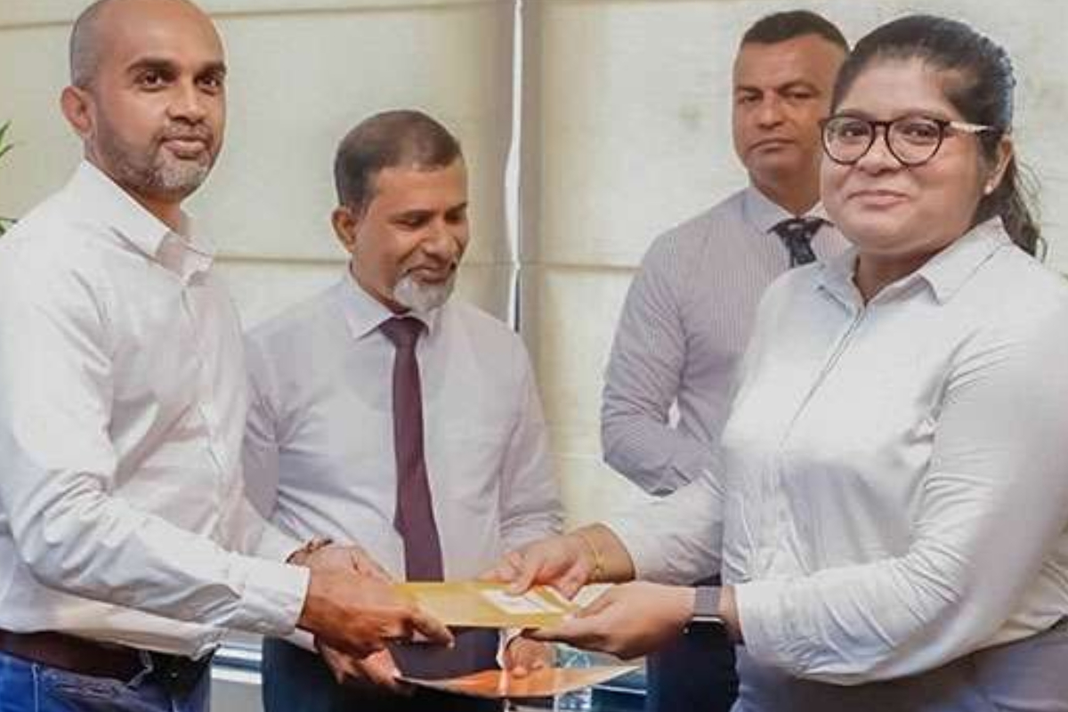 தேசியப் போக்குவரத்து ஆணைக்குழுவில் முதன்முறையாக பெண் அதிகாரிகள் | Two Women Appointed As Ntc Scheduler Officers தேசியப் போக்குவரத்து ஆணைக்குழுவில் முதன்முறையாக பெண் அதிகாரிகள் | Two Women Appointed As Ntc Scheduler Officers