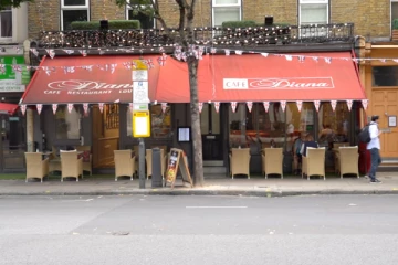 லண்டனில் இளவரசி டயானா பெயர் கொண்ட உணவகத்தின் உரிமம் ரத்து