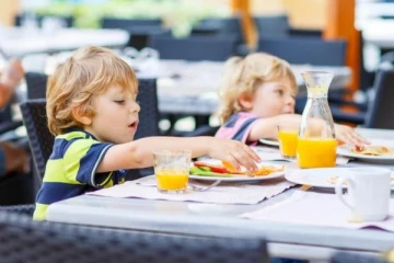 குழந்தைகளால் தொல்லை? பிரான்ஸ் அறிமுகம் செய்யும் மசோதா