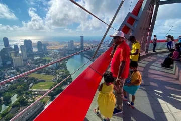 தாமரை கோபுரத்தை பார்வையிட வருவோரின் எண்ணிக்கை அதிகரிப்பு