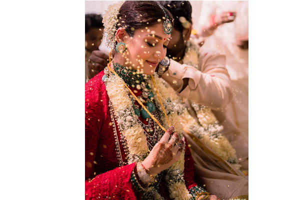 பிரம்மாண்டமாக நடந்த திருமணம் - ஹனிமூனுக்கு தடைபோட்ட நயன்தாரா! விக்கி போட்ட முதல் பதிவு | Actress Nayanthara Vignesh Shivan Marriage Post