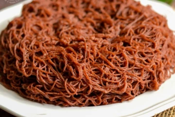 நீரிழிவு நோயாளிகளும் விரும்பி விரும்பி சாப்பிடும் கம்பு இடியாப்பம்... எப்படி செய்யனும் தெரியுமா?