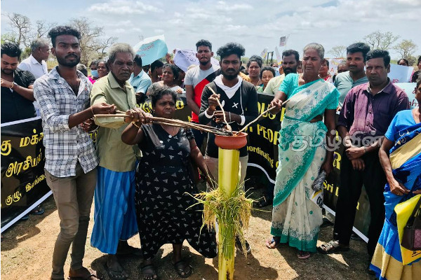 திருகோணமலையில் கௌரவமான உரிமைகளுடன் கூடிய அரசியல் தீர்விற்கான  போராட்டம்(VIDEO) | Continued 100 Day Action In Trincomalee People