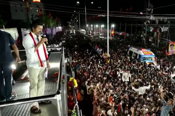 கரூர் சம்பவம்... த.வெ.க முக்கியஸ்தர் அதிரடி கைது! | Karur Stampede Tvk Member Arrested