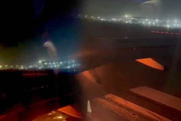 வானில் திடீரென தீப்பற்றி எரிந்த இந்திய விமானம்! 177 பயணிகளுடன் அவசரமாக தரையிறக்கம்