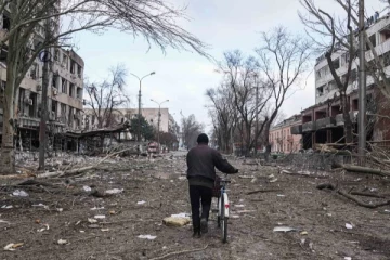 மரியுபோலை  கொள்ளையடித்த ரஷ்ய துருப்புக்கள்;  நகர சபை  விடுத்த சபதம்