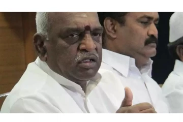 பொன். ராதாகிருஷ்ணன் உள்ளிட்ட 900 பேர் மீது வழக்குப்பதிவு - போலீசார் அதிரடி