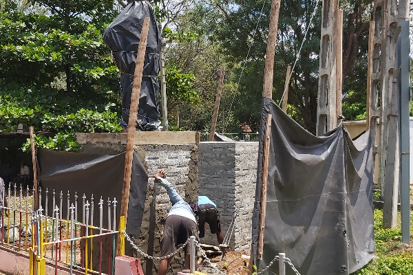 தடையை மீறி பத்மநாபாவுக்கு சிலை! துரித கதியில் இடம்பெறும் நிர்மாண பணிகள் (படங்கள்) | Statue Of Padmanabha Defied The Ban Vavuniya