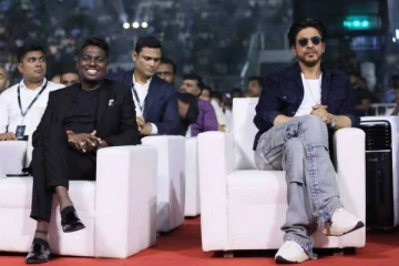 பல கோடிக்கு விலைபோன ஷாருக்கானின் ஜவான் பட OTT வியாபாரம்- இத்தனை கோடிகளா?