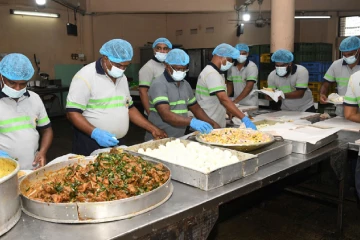 මේ සේවකයන්ට සුබ ආරංචියක් - කෑම ප්‍රශ්නේ විසඳෙයි