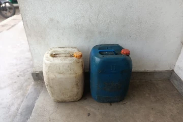 யாழில் சட்டவிரோத மதுபான உற்பத்தியில் ஈடுபட்டவர் கைது (Video)