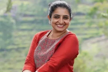 விஜய் டிவியில் ஹிட் சீரியலில் என்ட்ரி கொடுத்துள்ள பாண்டியன் ஸ்டோர்ஸ் புகழ் சுஜிதா... எந்த தொடர் தெரியுமா?