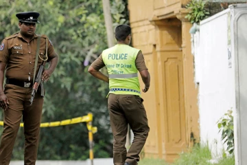 துப்பாக்கிச்சூட்டில் இருவர் உயிரிழப்பு! பொலிஸார் ஐவர் படுகாயம்