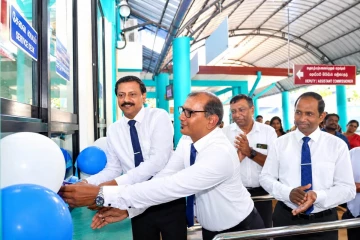யாழ். மக்களின் நலனுக்காக அரச சேவைகள் விரிவாக்கம் - புதிய மோட்டார்சைக்கிள் பதிவுச் சேவை ஆரம்பம்