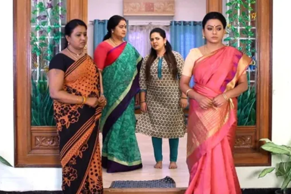 பாக்கியலட்சுமி சீரியல் நடிகையின் மகனுக்கு திருமணம் முடிந்தது.. கபாலீஸ்வரர் கோவிலில் நடந்த கல்யாணம், வீடியோ இதோ | Baakiyalakshmi Actress Kambam Meena Son Wedding பாக்கியலட்சுமி சீரியல் நடிகையின் மகனுக்கு திருமணம் முடிந்தது.. கபாலீஸ்வரர் கோவிலில் நடந்த கல்யாணம், வீடியோ இதோ | Baakiyalakshmi Actress Kambam Meena Son Wedding