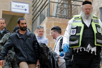 ஜெருசலேமில் துப்பாக்கிச்சூட்டினை நடாத்திய மர்ம நபரை சுட்டுக்கொன்ற பொலிஸார்