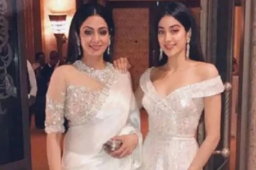 மறைந்த நடிகை ஸ்ரீதேவி குறித்து அவரின் மகள் ஜான்வி கபூர் வெளியிட்ட எமோஷனல் பதிவு!