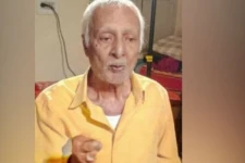 பிரபல முன்னணி திரைப்பட நடிகர் காலமானார்! கண்ணீரில் சக நடிகர், நடிகைகள்