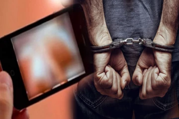 குளியலறையில் இருந்த பெண்ணை காணொளி எடுத்த பொலிஸ் உத்தியோகத்தர் கைது