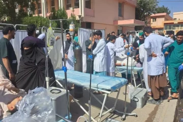 ஆப்கானிஸ்தானில் அதிரவைத்த நிலநடுக்கங்கள்; 14 பேர் பலி