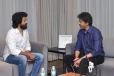 முதலமைச்சர் விஜய் சந்தித்த சிவகார்த்திகேயன்!! கலாய்த்த ப்ளூ சட்டை மாறன்...