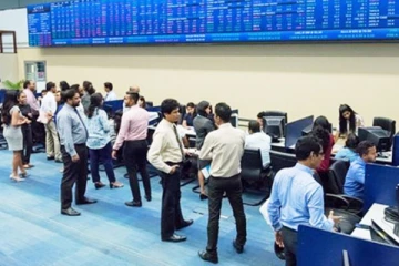 කොටස් වෙළඳපොළ මිල දර්ශකයේ එකවර සිදු වූ වෙනස..