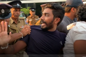 கொழும்பின் புறநகர் பகுதியான மிரிஹானையில் பதற்றம்: மூவர் கைது (Live Video)