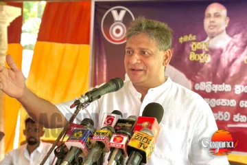 ගුරුවරුන් ගැන කියලා ජනපතිට දිලිත්ගෙන් කුණු බැණුම්