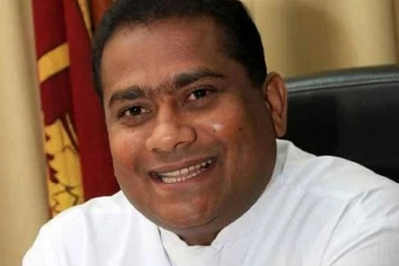 හිටපු අමාත්‍ය ප්‍රේමලාල් ජයසේකර ඇතුළු විත්තිකරුවන් තිදෙනෙකුට ශ්‍රේෂ්ඨාධිකරණයෙන් තහනම් නියෝගයක්
