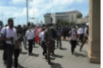 විරෝධතාවයක් නිසා ප්‍රධාන මාර්ගයක් සම්පූර්ණයෙන් අවහිර වෙයි..