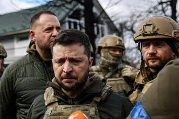 ரஷ்யத் தாக்குதலில் அப்பாவி மக்களின் உடல்கள் மீட்பு!