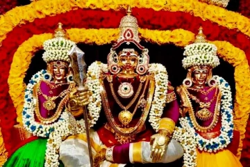 முருகப்பெருமானுக்கு மிகவும் பிடித்த பொருட்கள்