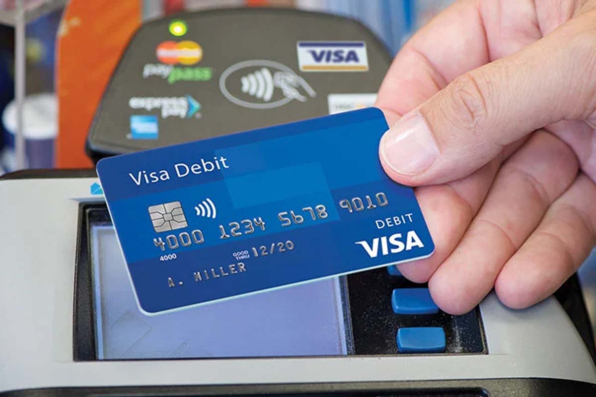 ATM மெஷினில் உங்களது ஏடிஎம் கார்டு சிக்கிக் கொண்டதா? உடனே இதை செய்தால் போதும் | Atm Card Stuck In Atm Machine How To Recover