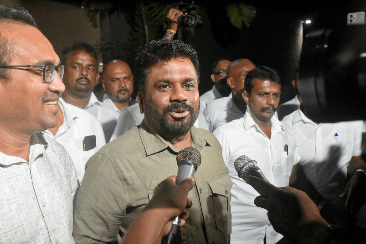 மாகாண சபைத் தேர்தலை காலம் தாழ்த்தும் செயற்குழு - சஜித் அணி ஆவேசம் | Delays Provincial Council Elections Sajith Furious