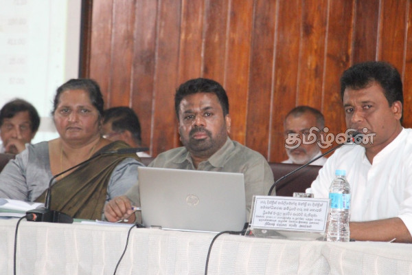 நுவரெலிய மாவட்டத்தில் நீர்ப்பாசன கட்டமைப்பிற்கு சேதம்.. புனரமைப்பு தொடர்பில் ஜனாதிபதியின் கவனம் | Damage Nuwara Eliya District President Anura நுவரெலிய மாவட்டத்தில் நீர்ப்பாசன கட்டமைப்பிற்கு சேதம்.. புனரமைப்பு தொடர்பில் ஜனாதிபதியின் கவனம் | Damage Nuwara Eliya District President Anura