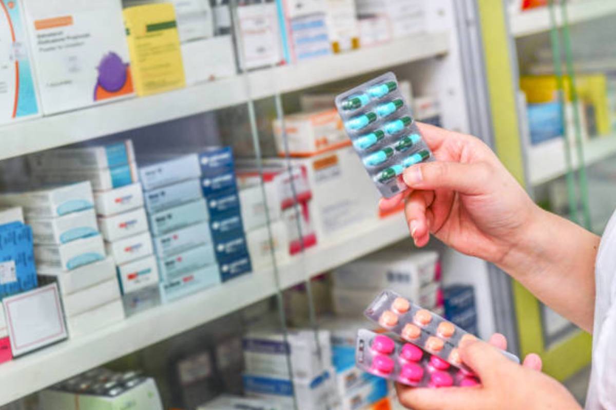 கொழும்பில் வெளிச்சத்துக்கு வந்த மருந்து மோசடி | Pharmaceutical Fraud Uncovered In Colombo