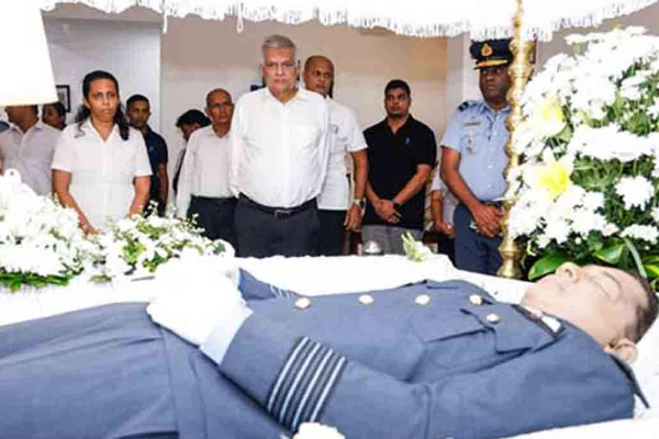 உயிர் தியாகம் செய்த விமானியின் உடலுக்கு அரசியல் தலைமைகள் அஞ்சலி ! | President Pays Tribute To The Pilot