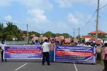 இந்திய மீனவர்களின் அத்து மீறல்களை கண்டித்து யாழ்ப்பாணத்தில் போராட்டம்! (Video)