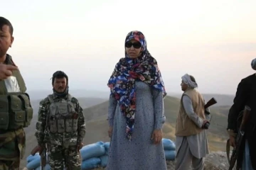 தலிபான்களுக்கு எதிராக துப்பாக்கி ஏந்திய பெண் கவர்னர்   திடீர் கைது!