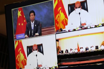 பெருந்தொகை பணப் பரிமாற்றம்! - சீனாவிடம் அமைச்சர் பசில் விடுத்துள்ள கோரிக்கை