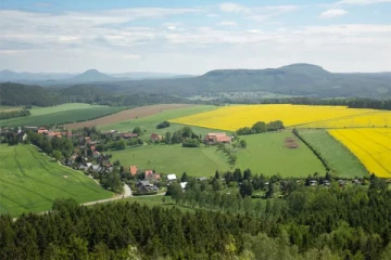 சுவிஸ் நகரங்களைவிட்டு வெளியேறும் வெளிநாட்டவர்கள் முதலான ஏராளம் மக்கள்: காரணம் என்ன?