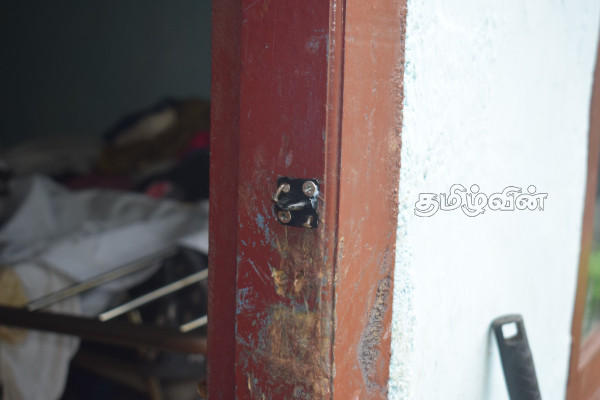 நானுஓயாவில் வீடுடைத்து நகை,பணத்தைத் திருடியவருக்கு நீதிமன்றம் பிறப்பித்த உத்தரவு | The Person Who Stole Jewelry And Money Has Arrest நானுஓயாவில் வீடுடைத்து நகை,பணத்தைத் திருடியவருக்கு நீதிமன்றம் பிறப்பித்த உத்தரவு | The Person Who Stole Jewelry And Money Has Arrest