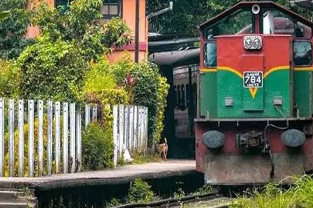 மலையக ரயில் சேவைகள் இன்று முதல் மீண்டும் ஆரம்பம் | Up Country Train Services Resume Today