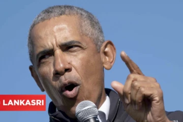 "இனரீதியாக அவமானப்படுத்தியதால், நண்பனின் மூக்கை உடைத்தேன்" உண்மை சம்பவத்தை பகிர்ந்த பராக் ஒபாமா
