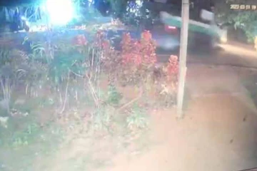 99න් ගහපු බ්රේක් පාර - CCTV දර්ශන සහිතයි..(CCTV VIDEO)