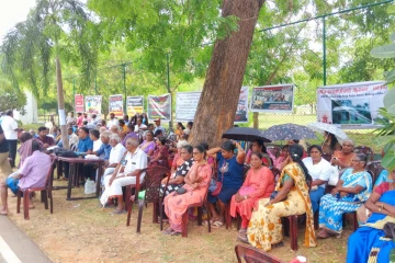 இராணுவ கொமாண்டோ பங்களா முன் 8ஆவது வாராமாக தொடரும் போராட்டம் - மக்களின் முக்கிய கோரிக்கை