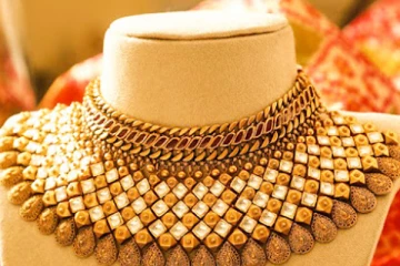 இறங்கிய வேகத்தில் உடனே எகிறிய தங்கம் விலை - இன்றைய நிலவரம்!