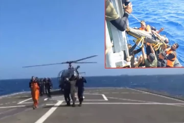 சேதமடைந்த கப்பலில் இருந்து 21 பேரை மீட்ட இந்திய கடற்படை